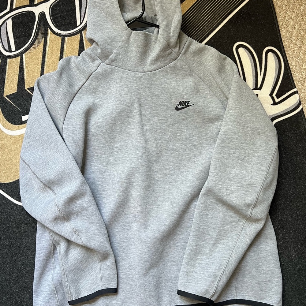 Nike Tech Fleece Hoodie and Crewneck pack